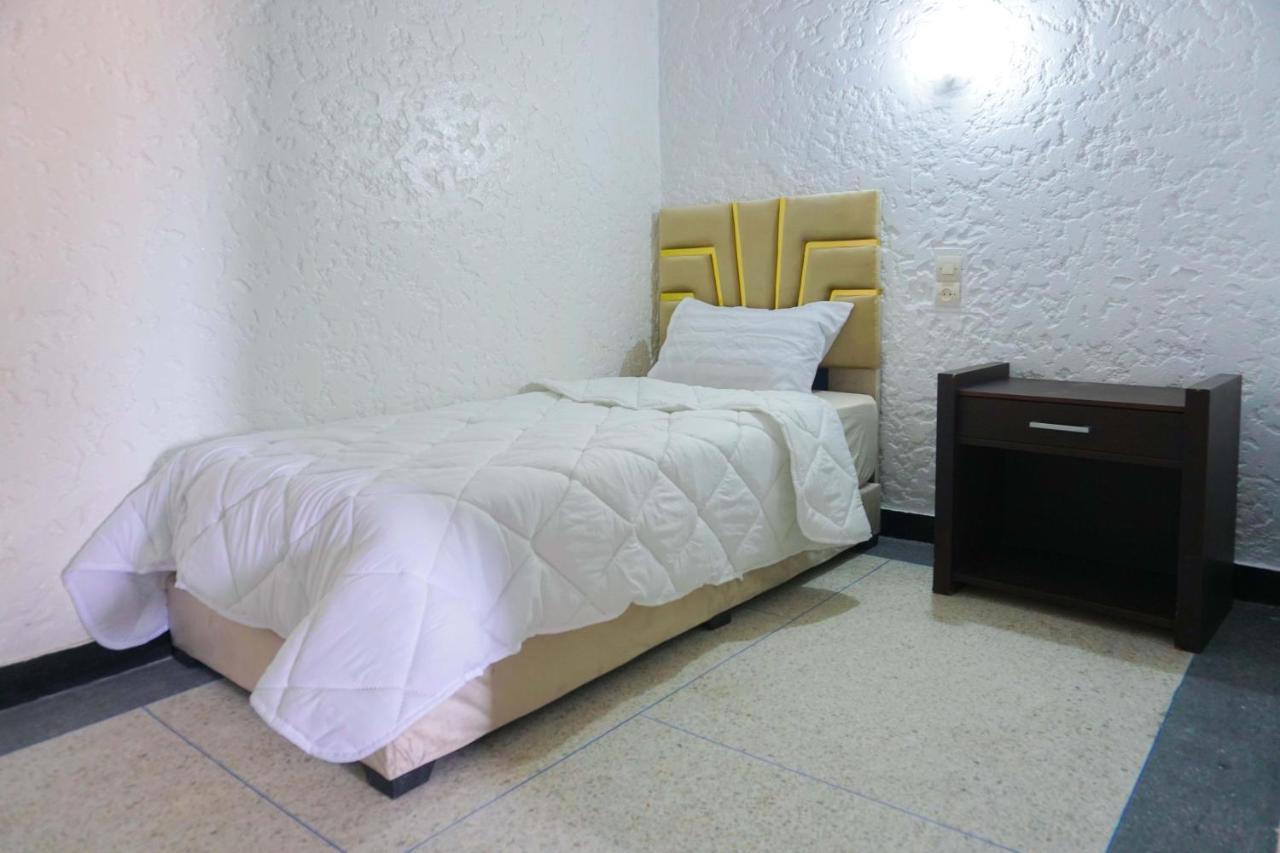 Hotel Warda Ouarzazate Bagian luar foto