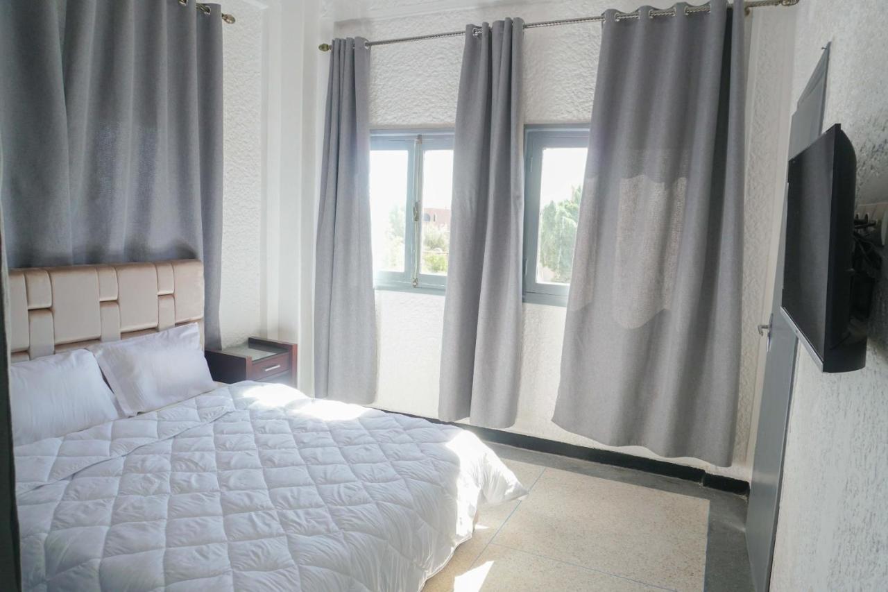 Hotel Warda Ouarzazate Bagian luar foto