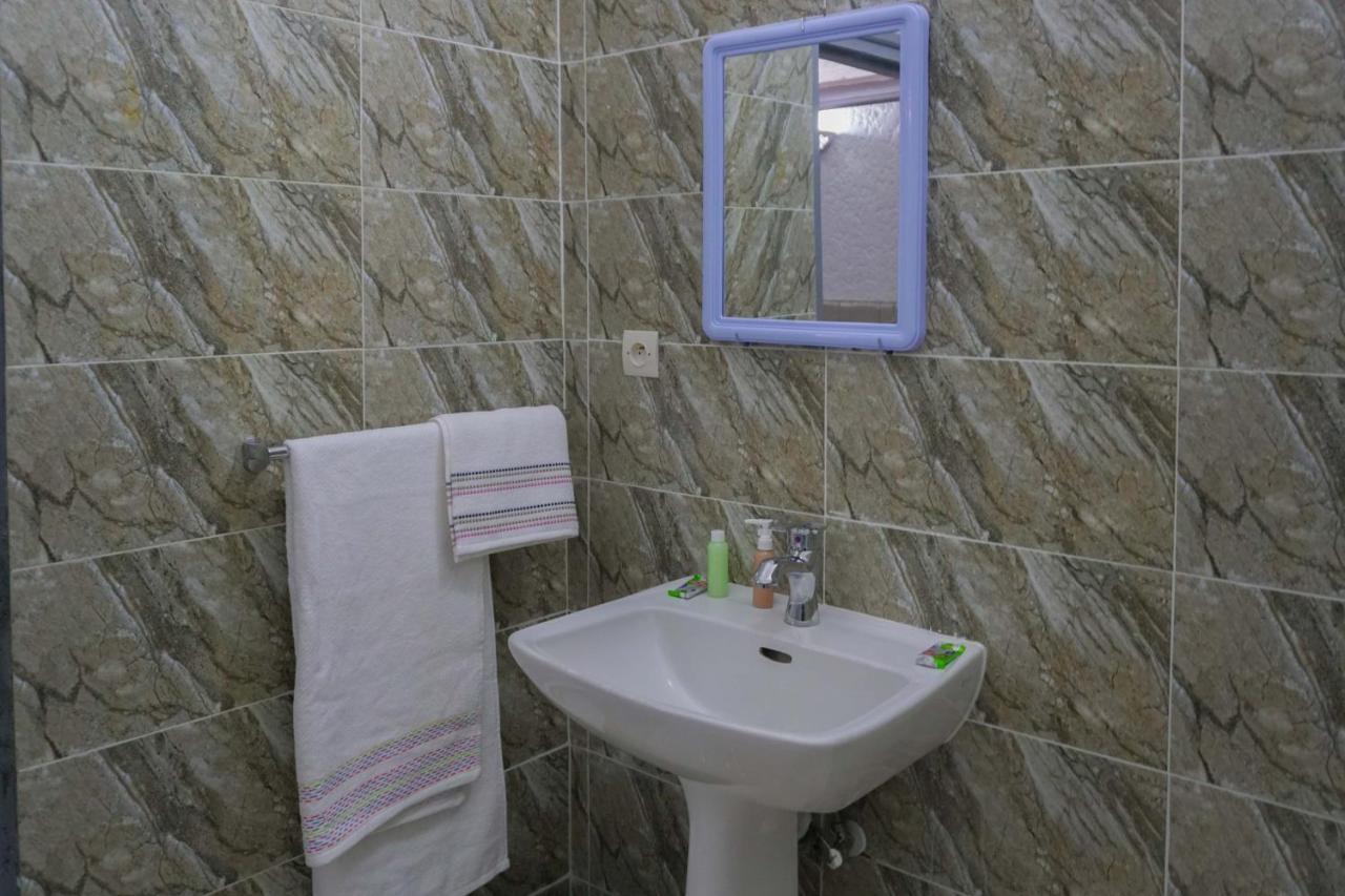 Hotel Warda Ouarzazate Bagian luar foto